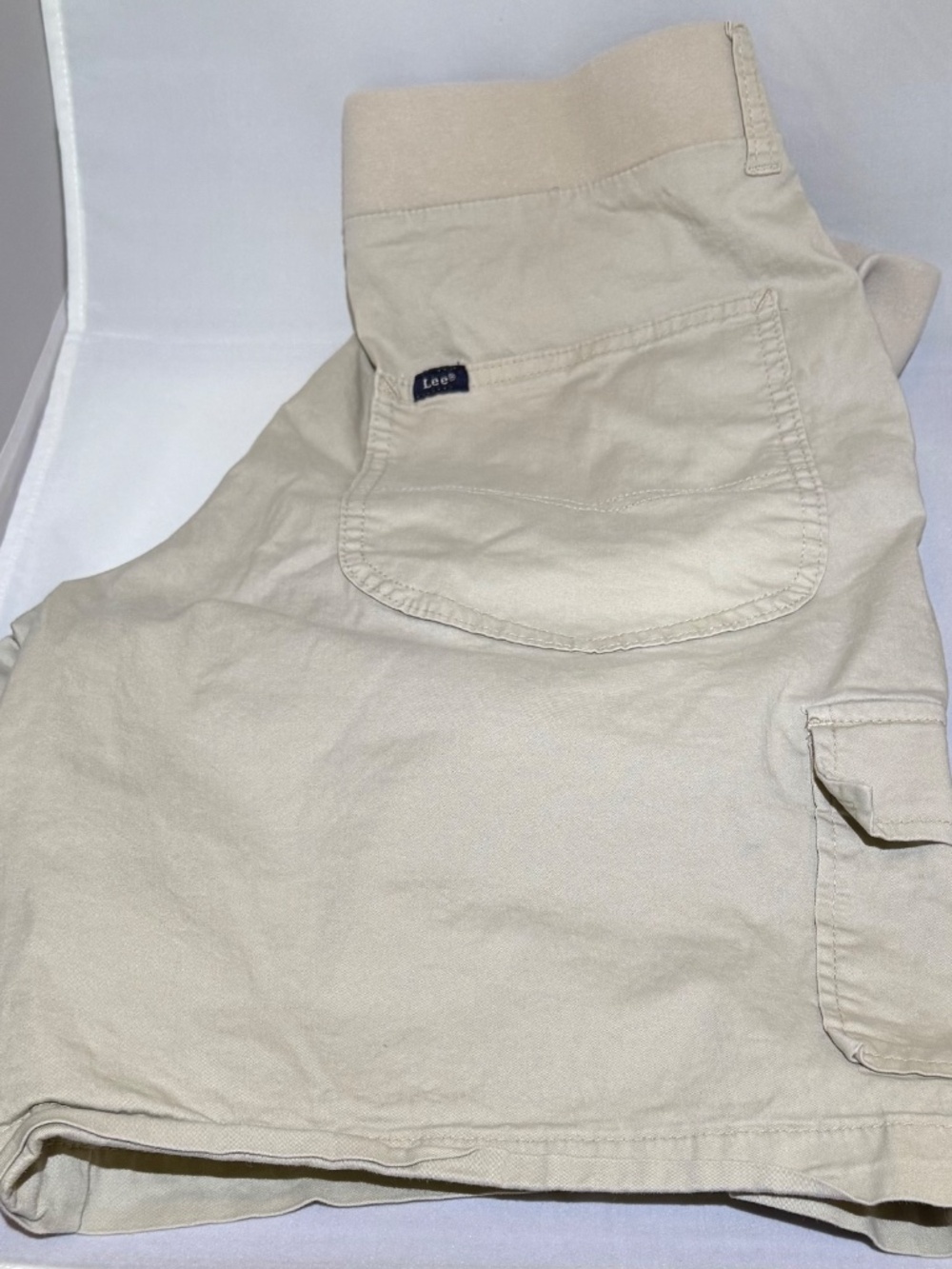 Classic Lee Women’s Cargo Tan Shorts
